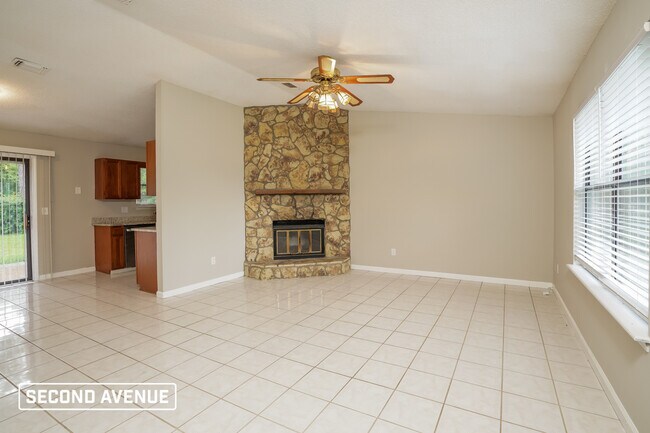 Building Photo - 1841 Shannon Lake Dr