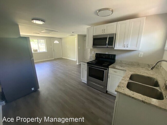 Building Photo - 2 br, 1 bath House - 808 Campbell Street U...
