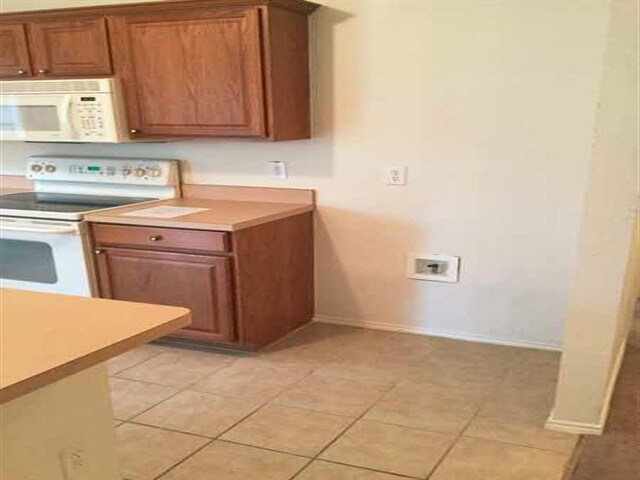 Building Photo - 709 Devontree Ct