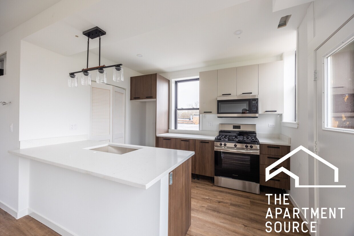 Foto principal - 4410 N Greenview Ave