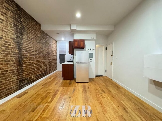 Building Photo - 1 bedroom in Brooklyn NY 11216