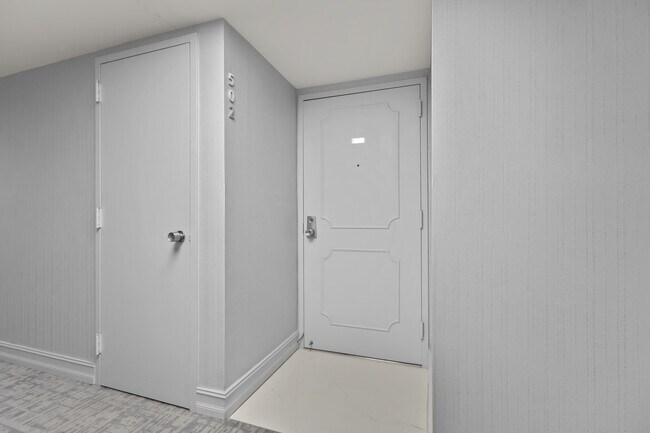 Foto del edificio - 4750 S Ocean Blvd