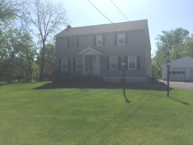 Primary Photo - 1540 Van Antwerp Rd