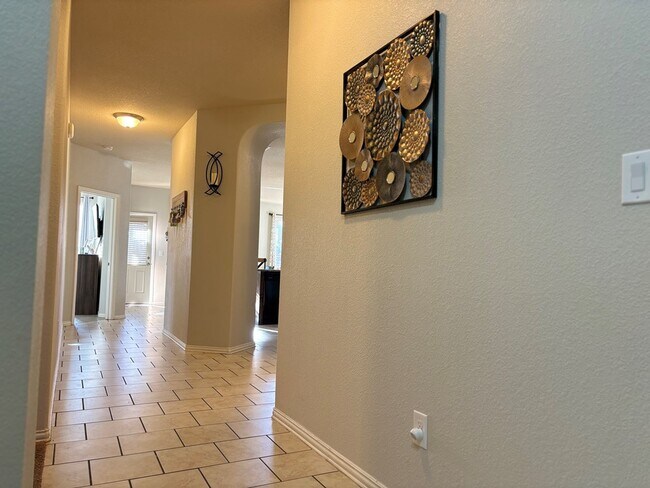 Foto del edificio - 6917 Kate Reed Dr