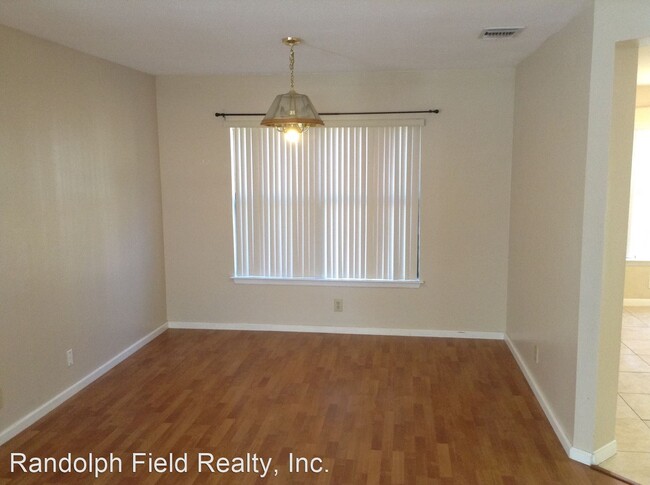 Building Photo - 4 br, 2.5 bath House - 16703 CORAL GLADE