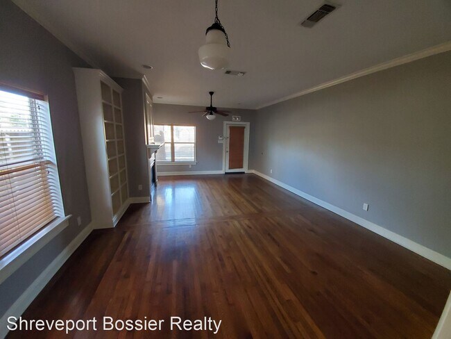 Foto del edificio - 1 br, 1 bath House - 353 Olive St
