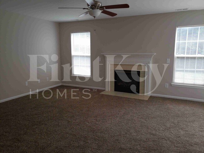Foto del edificio - 3760 Thornaby Cir