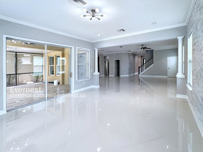Foto del edificio - 28892 Perilli Pl