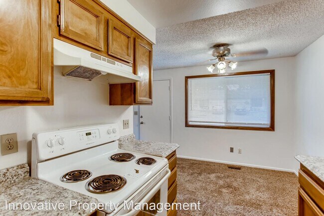 Foto del edificio - 20787-20789 NW Lapine Way