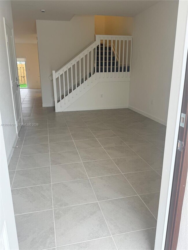 Foto del edificio - 2746 SE 24th Terrace