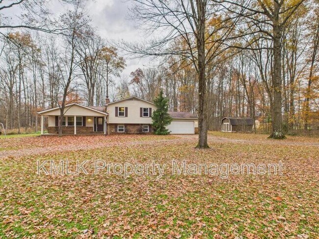 Foto del edificio - 874 Pleasant St