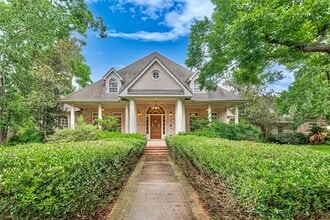 Building Photo - 3665 Maranatha Dr