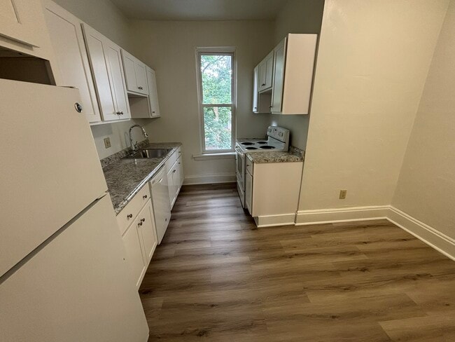 Building Photo - 333 Morewood Ave