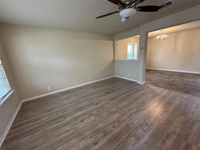 Building Photo - 307 Wildcat Dr