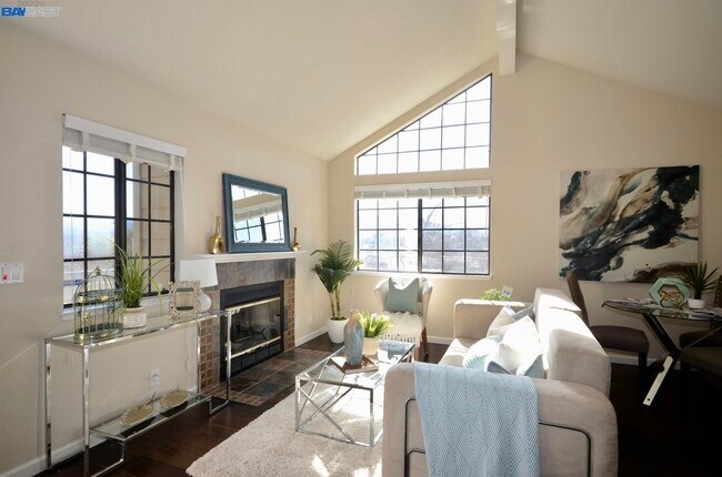 Foto del edificio - 3114 Heather Ridge Dr
