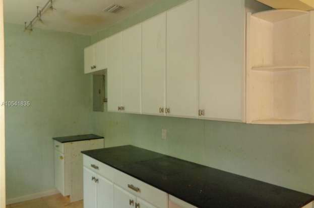 Foto del edificio - 440 NW 140th St