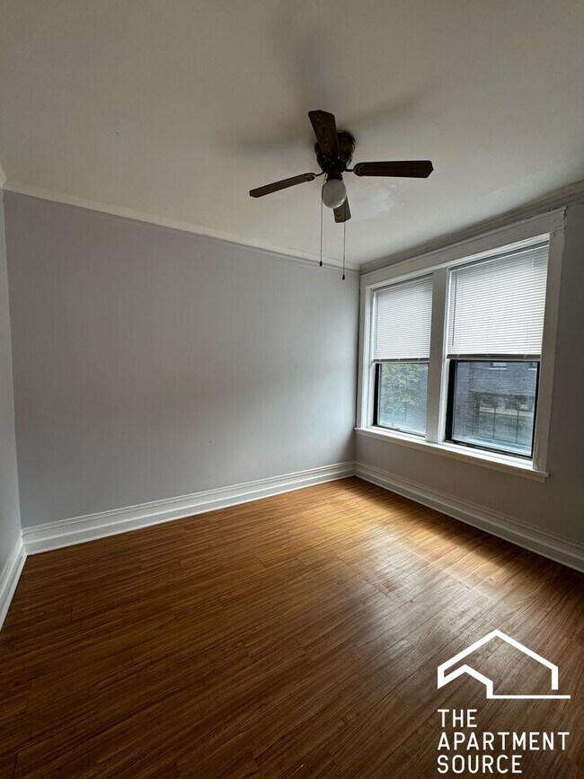 Foto del edificio - 4805 N Central Park Ave