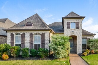 Building Photo - 6213 Arlington Ln