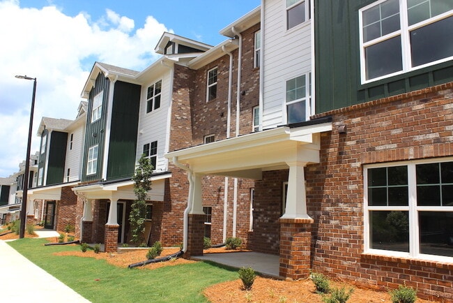 Building Photo - Harrison Village