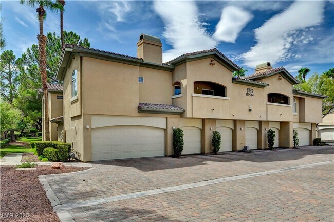 Foto del edificio - 8733 Red Brook Dr