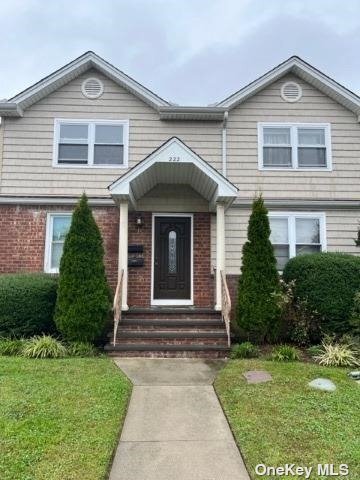 Foto principal - 222 Colonial Ave