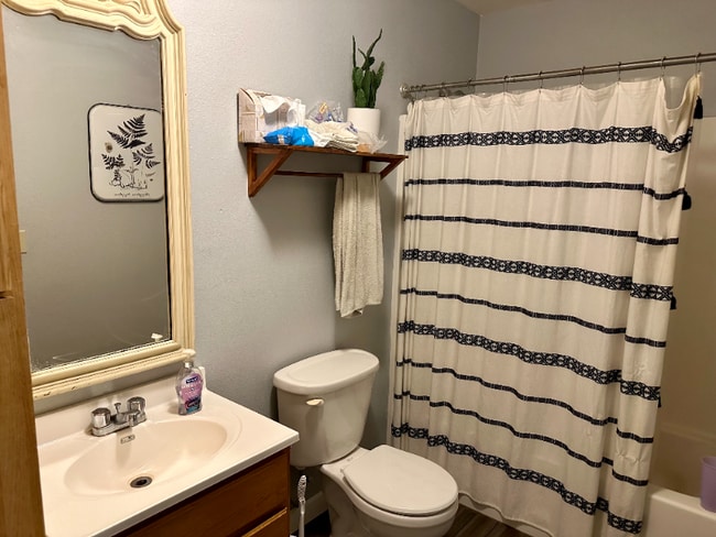 Photo - 3137 Pearl Rd House