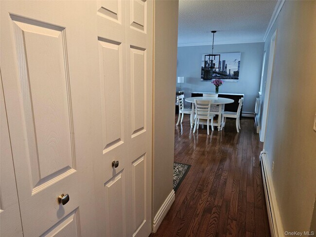 Foto del edificio - 3 Briarcliff Dr S