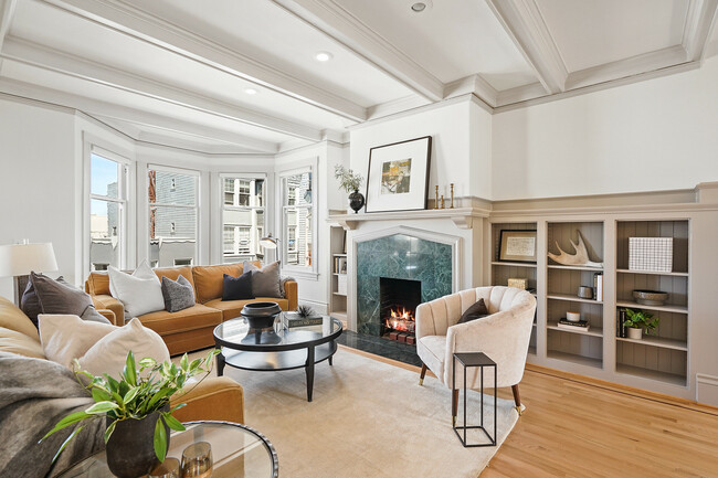 Foto del edificio - 1565 Clay St