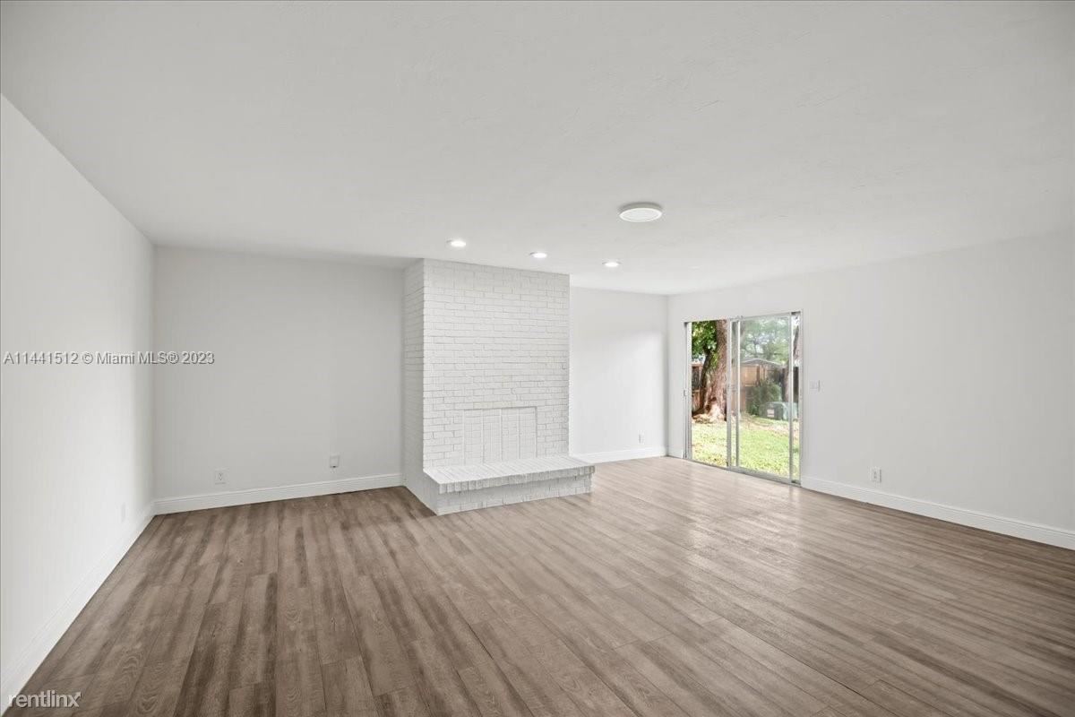Primary Photo - 4 br, 2 bath House - 7801 NW 70th Ave