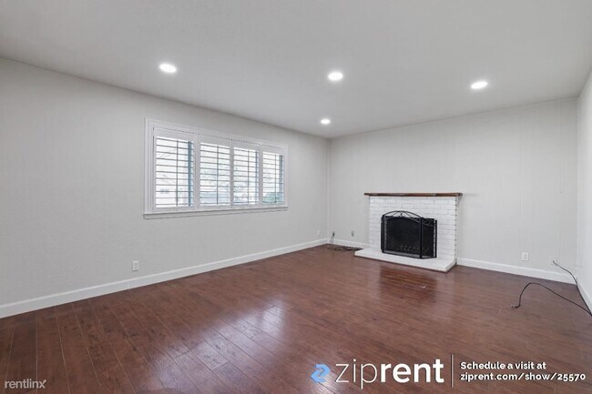 Building Photo - 3 br, 1 bath House - 214 Budd Avenue, Camp...