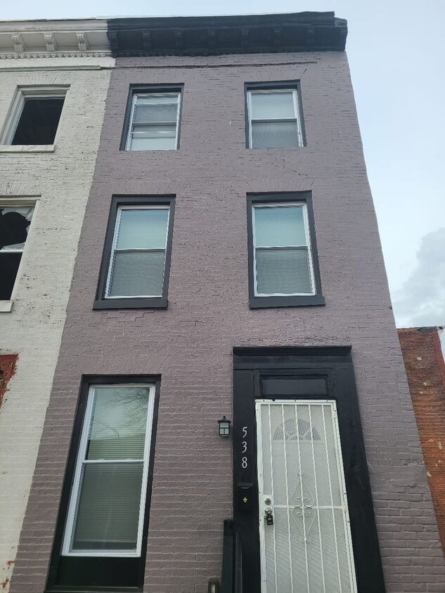 Primary Photo - 2 Beds 3 Baths | $1650 | 538 McMechen St B...
