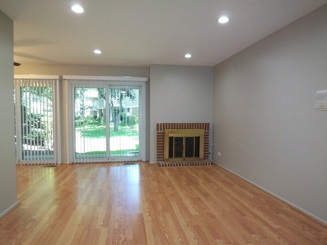Foto del edificio - 1546 Williamsburg Dr