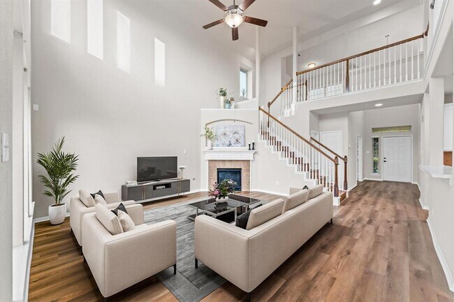 Foto del edificio - 9415 Vista Falls Ct