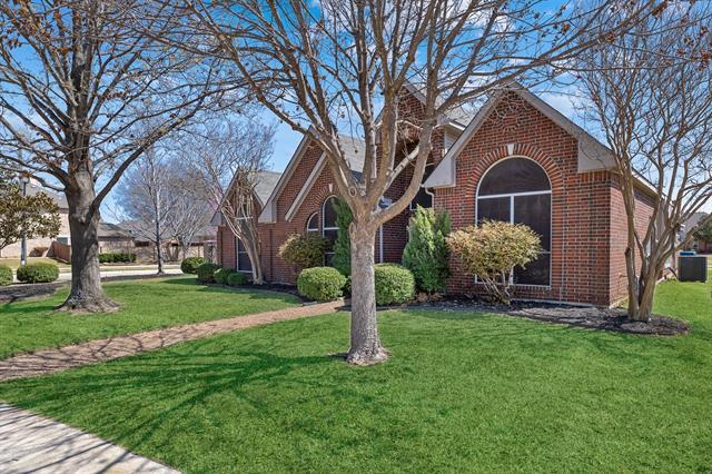 Building Photo - 330 Hampton Ct