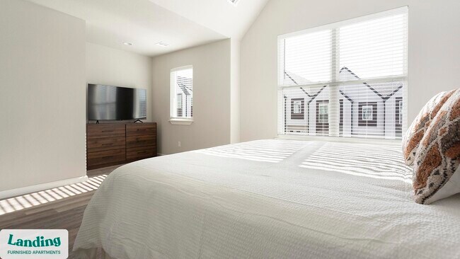 Foto del edificio - 3401 Redbud Ln