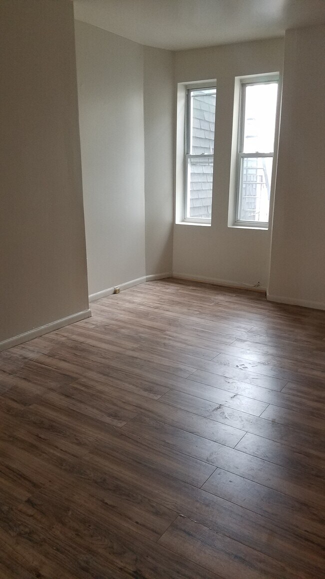 Foto del edificio - 18 E 21st St