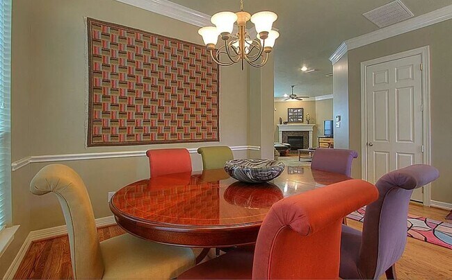 Building Photo - 2658 Shady Acres Lndg