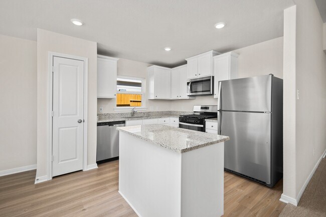 Building Photo - 10391 Red Cardinal Dr