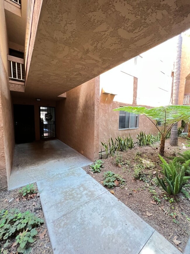 Photo - Amazing 1 Bedroom Huntington Beach Condo in Gated Community