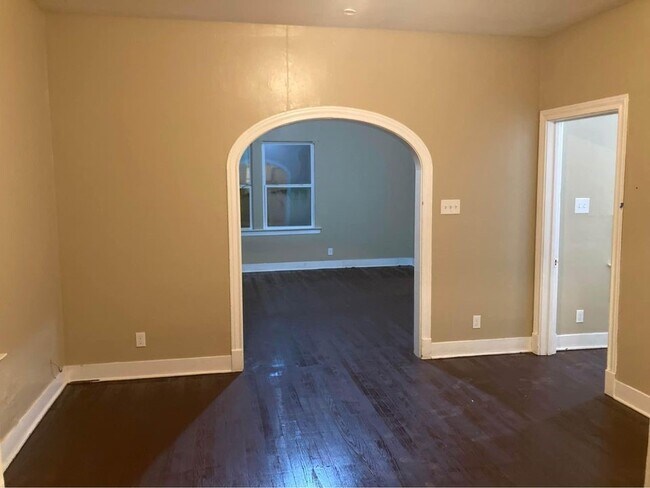 Foto del edificio - 112 Pineview Dr
