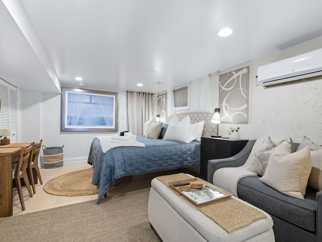 Building Photo - 4325 New Hampshire Ave NW