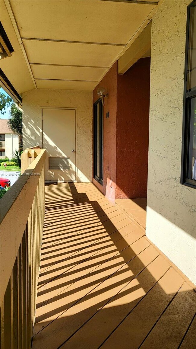 Foto del edificio - 13045 Albright Ct