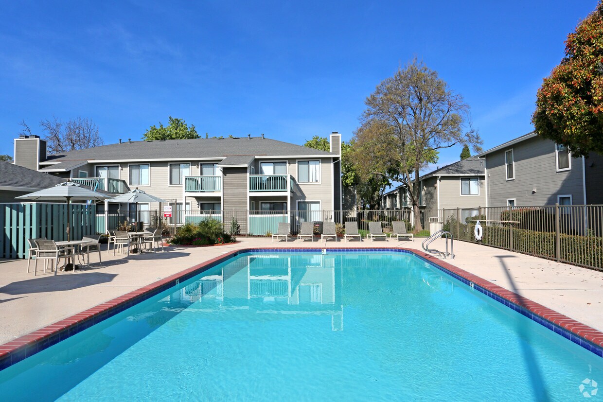 Diamond Hillside Apartments Pittsburg, CA