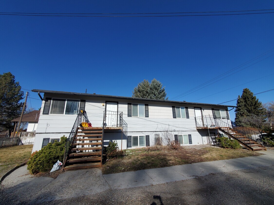 360 W Center St Unit 3, Shelley, ID 83274 Apartments in Shelley, ID