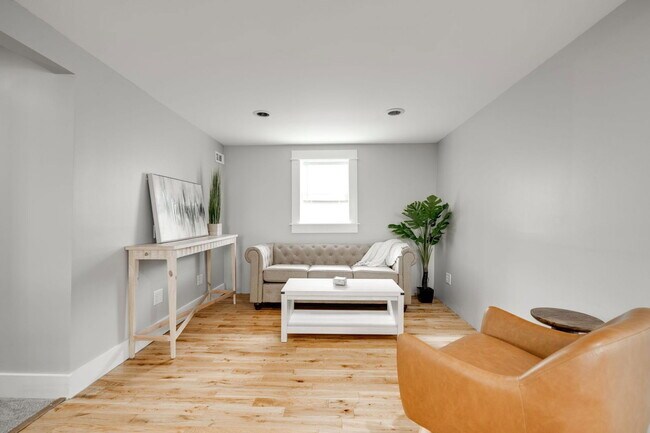 Foto del edificio - 328 Beck Ave