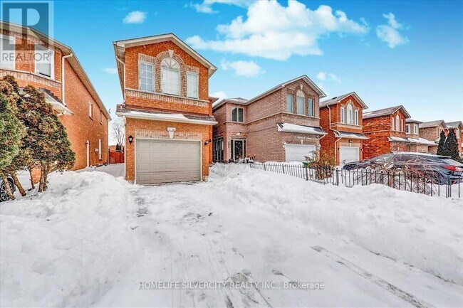 Photo du bâtiment - 350 Aylesworth Ave