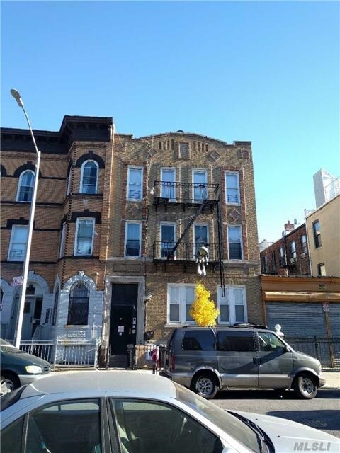 Foto del edificio - 214 Schaefer St