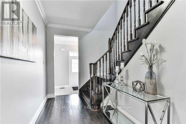 Building Photo - 309 Moody Dr