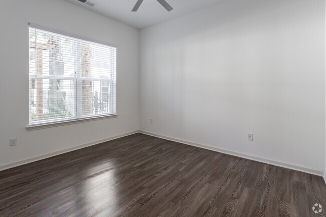 1BR, 1BA - 747SF - San Marco Promenade