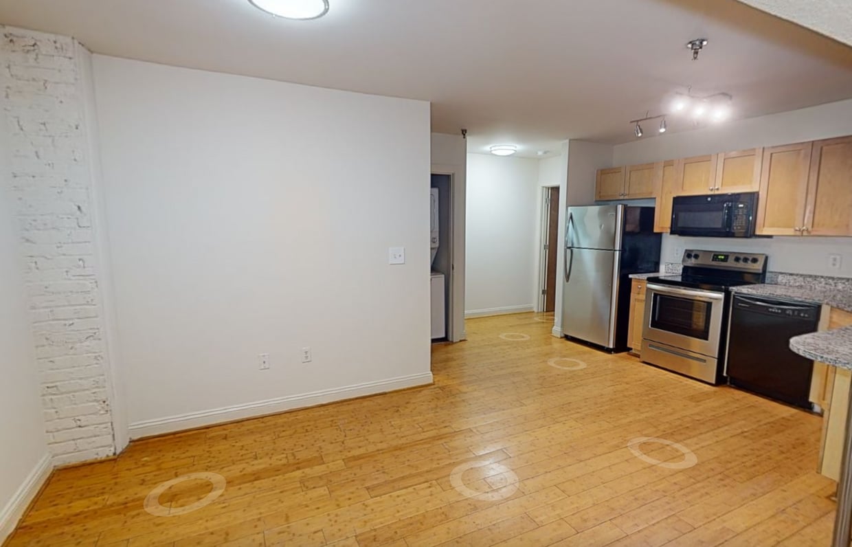 Photo - Iron House Apartments